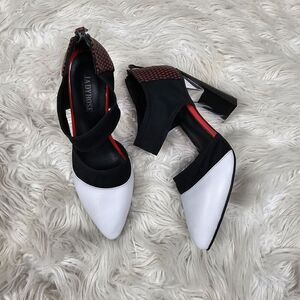 JADY ROSE GORGEOUS WHITE - BLACK -WHITE PATENT LEATHER PUMP SZ 7
